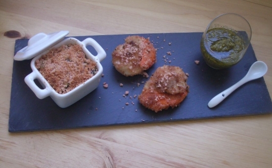 Saint-jacques au biscuit rose et son crumble de légumes