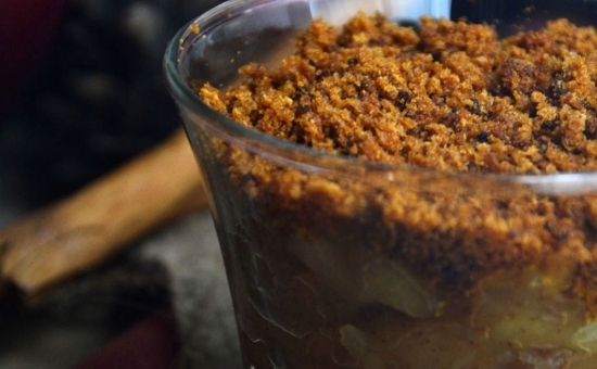 Compotée de pommes, cannelle et poudre de pain d'épices Fossier
