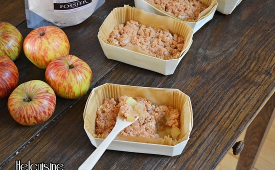 Crumble pommes amandes et poudre de macarons amande Fossier