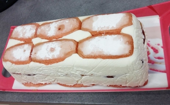 Terrine aux nectarines et Biscuits Roses de Reims