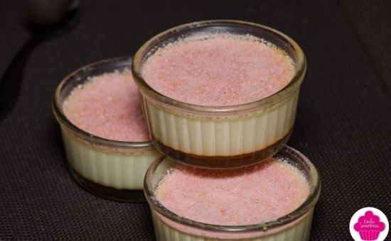 Œufs au lait de coco et poudre de Biscuits Roses de Reims
