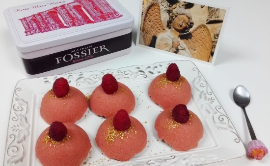 Dômes roses et or aux Biscuits Roses
