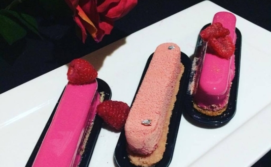 Eclairs à la framboise et au Biscuit Rose de Reims