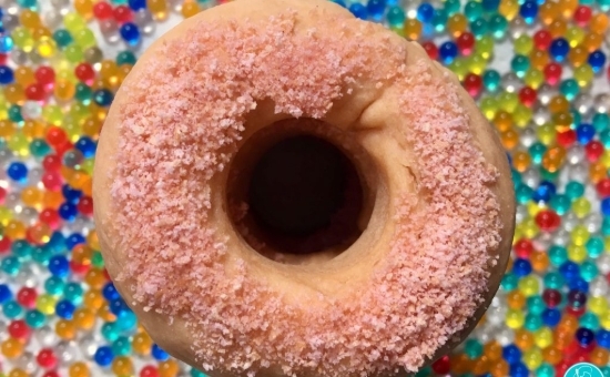 Donuts tout roses au four