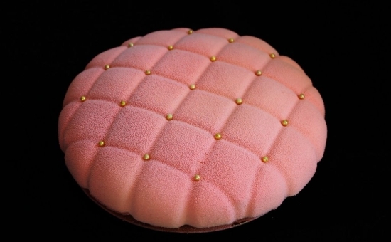 Entremets vanille, framboise et Biscuits Roses de Reims