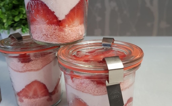 Verrine fraise mascarpone Biscuits Roses de Reims