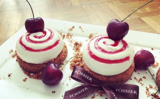 Cheesecake sans cuisson cerise & Biscuit Rose de Reims