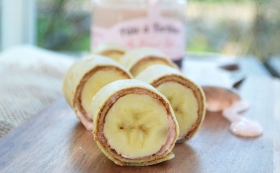 Crêpes garnies pâte à tartiner Biscuit Rose / bananes