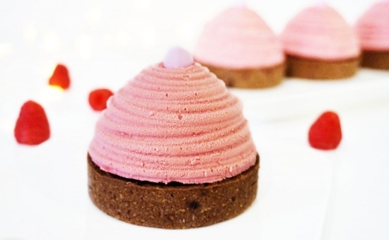 Entremets façon mont blanc Biscuits Roses et framboises