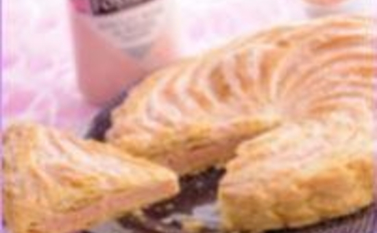 Galette des Rois aux Biscuits Roses Fossier et à la framboise