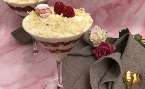 Tiramisu framboise & Biscuits Roses de Reims.