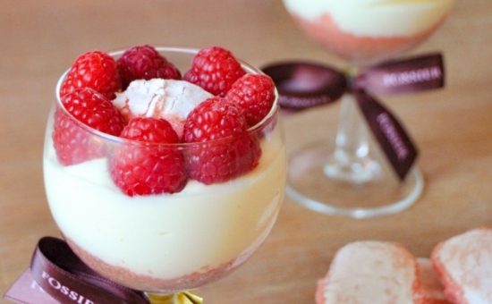 Coupe fraiches aux Biscuits Roses
