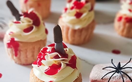 Cupcakes ensanglantés au Biscuit Rose