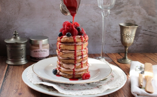 Pancakes au Biscuit Rose